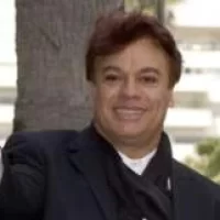 Foto-Juan-Gabriel-300x161